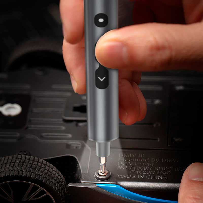 Screwdriver Pro© - Parafusadeira Ultra Compacta, Recarregável e Magnética Com 24 Chaves